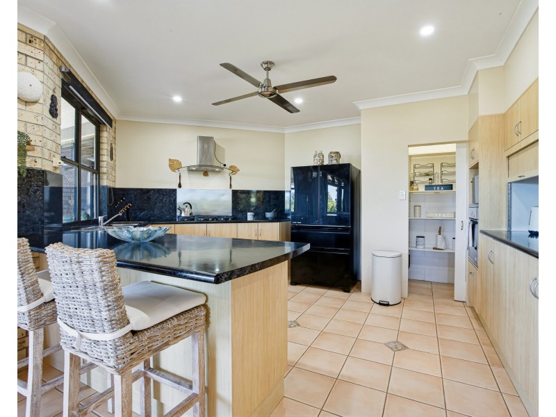 13 Dunkalli Crescent, Wongaling Beach QLD 4852
