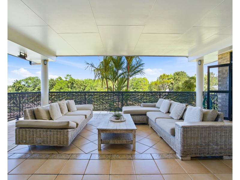 13 Dunkalli Crescent, Wongaling Beach QLD 4852