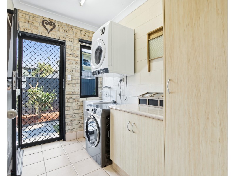 13 Dunkalli Crescent, Wongaling Beach QLD 4852
