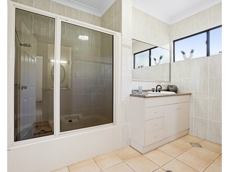 13 Dunkalli Crescent, Wongaling Beach QLD 4852