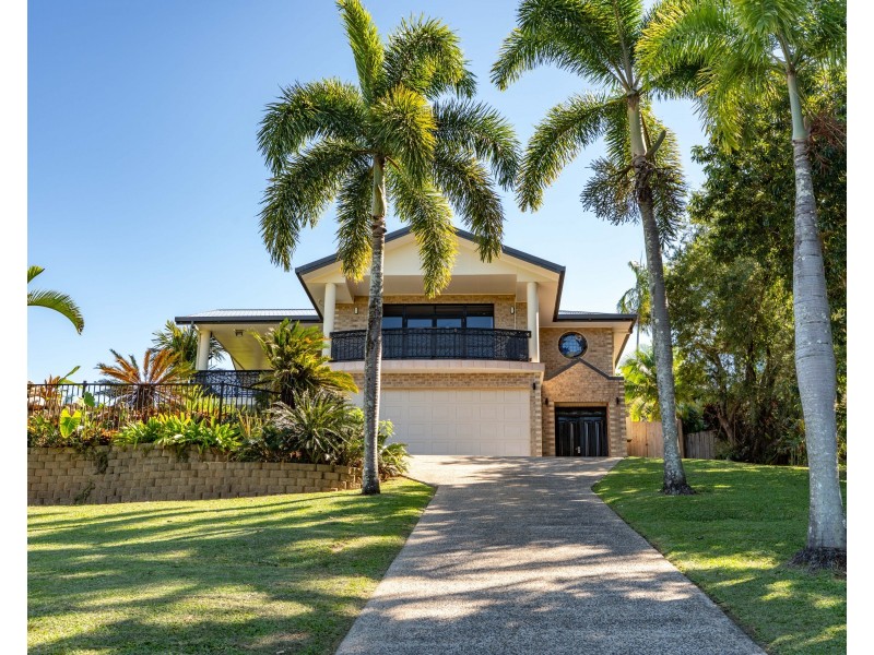 13 Dunkalli Crescent, Wongaling Beach QLD 4852