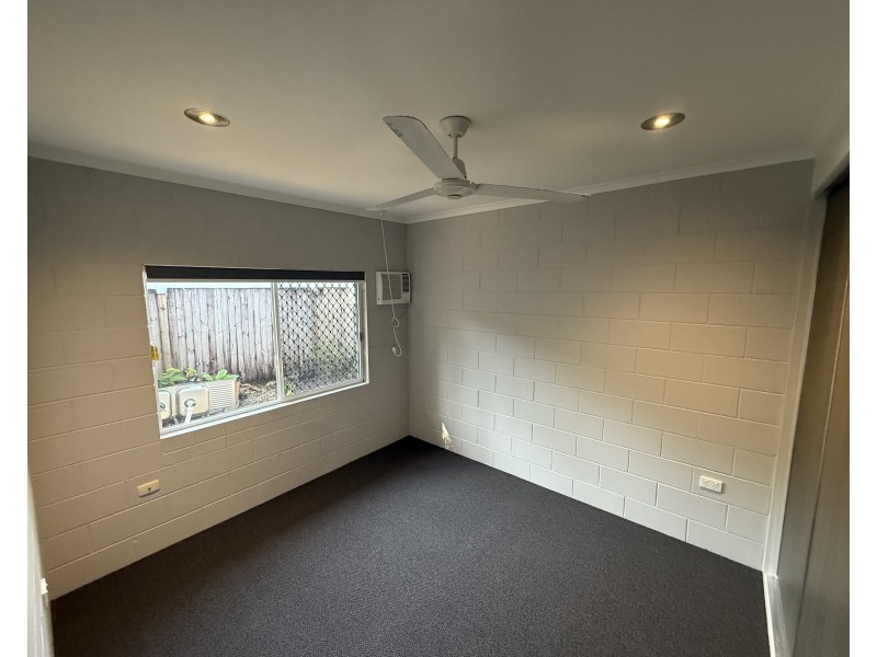 Unit 2/15 Seafarer Street, South Mission Beach QLD 4852
