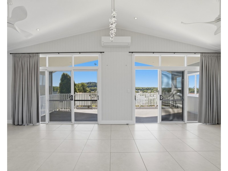 16 Campbell Terrace, South Mission Beach QLD 4852