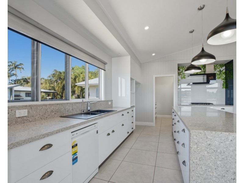 16 Campbell Terrace, South Mission Beach QLD 4852