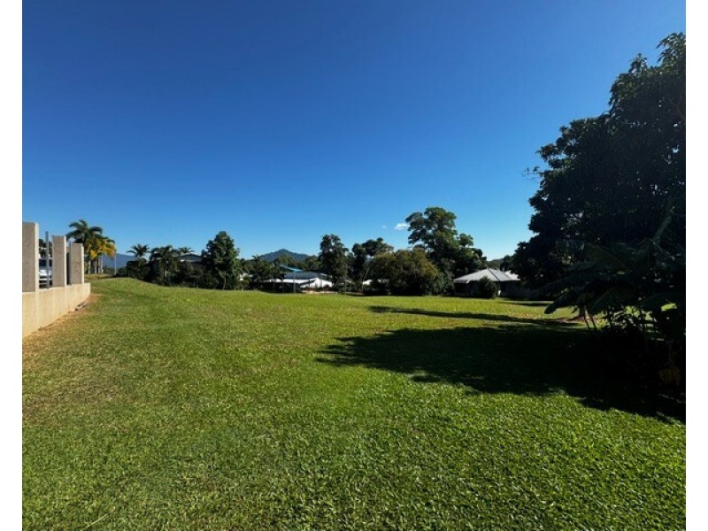 7 Riverside Terrace, South Mission Beach QLD 4852
