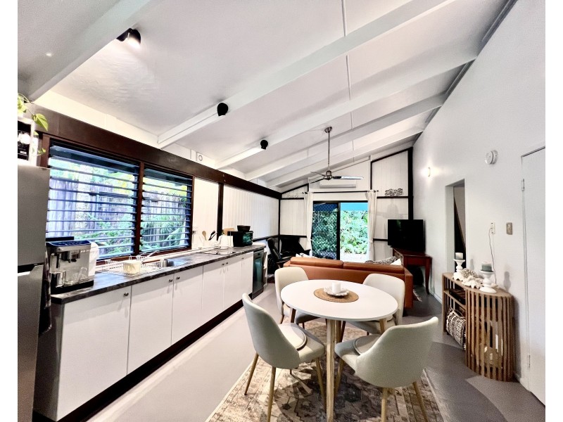 Unit 4/44 Koda St, Wongaling Beach QLD 4852