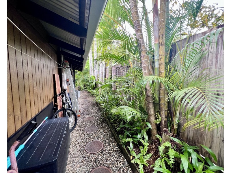 Unit 4/44 Koda St, Wongaling Beach QLD 4852