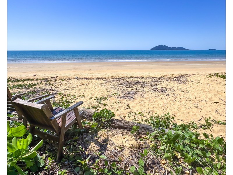 Unit 4/44 Koda St, Wongaling Beach QLD 4852