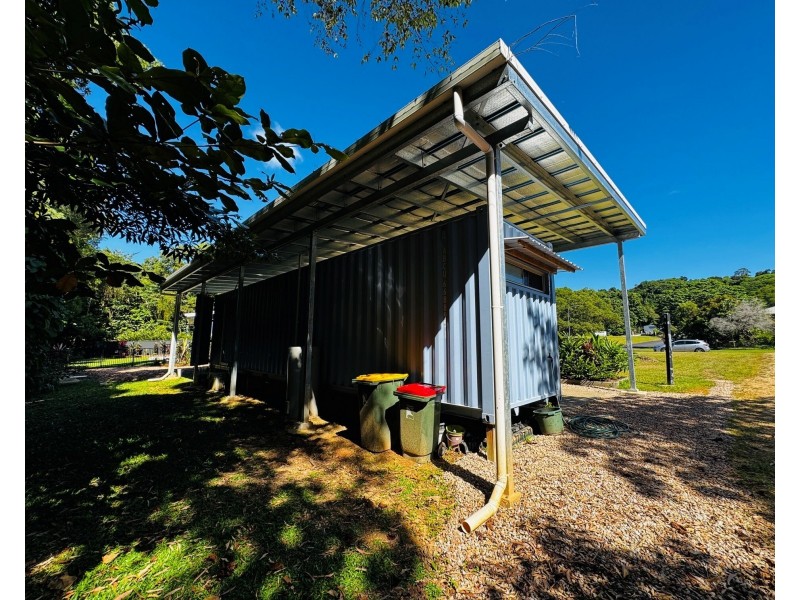 13 Oceanview Drive, Wongaling Beach QLD 4852