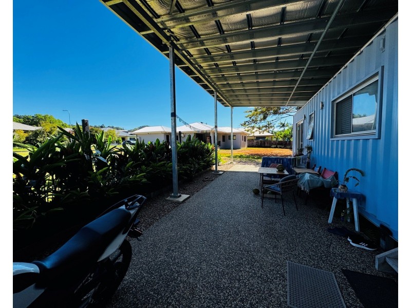 13 Oceanview Drive, Wongaling Beach QLD 4852