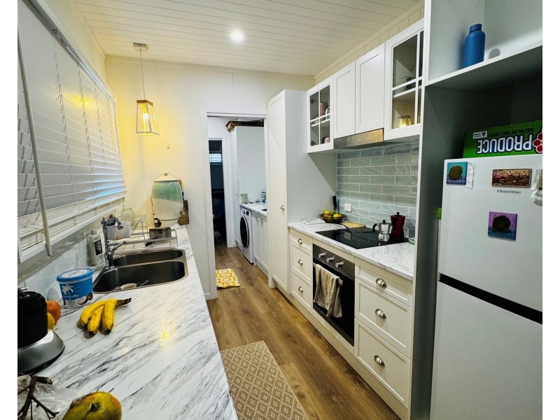 13 Oceanview Drive, Wongaling Beach QLD 4852