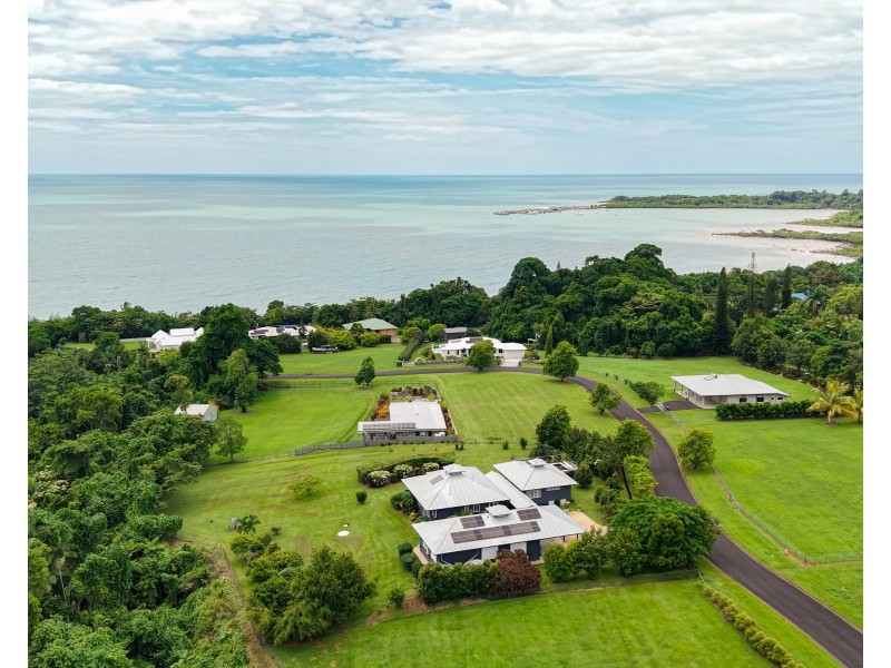 6 Unsworth Dr, Mission Beach QLD 4852