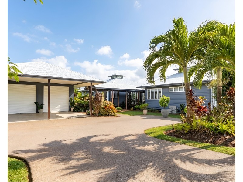 6 Unsworth Dr, Mission Beach QLD 4852