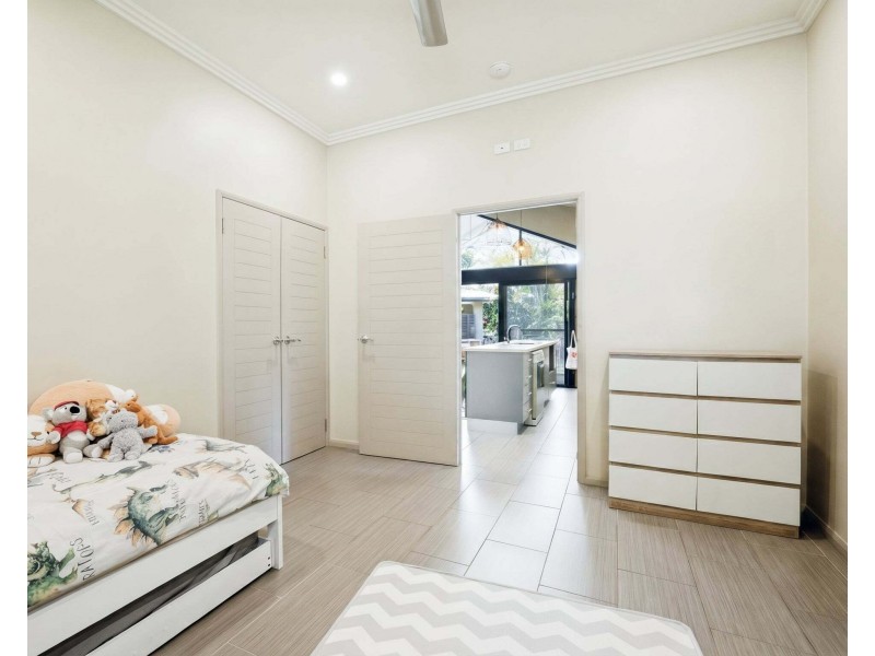 Unit 2/22-24 Jackey Jackey St, South Mission Beach QLD 4852