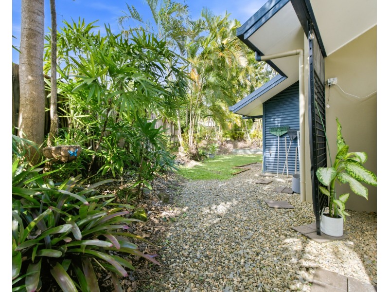 Unit 2/22-24 Jackey Jackey St, South Mission Beach QLD 4852
