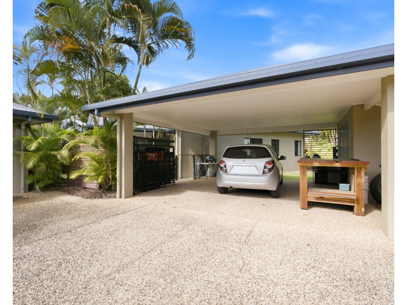 Unit 2/22-24 Jackey Jackey St, South Mission Beach QLD 4852