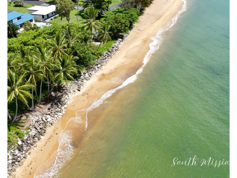 Unit 2/22-24 Jackey Jackey St, South Mission Beach QLD 4852