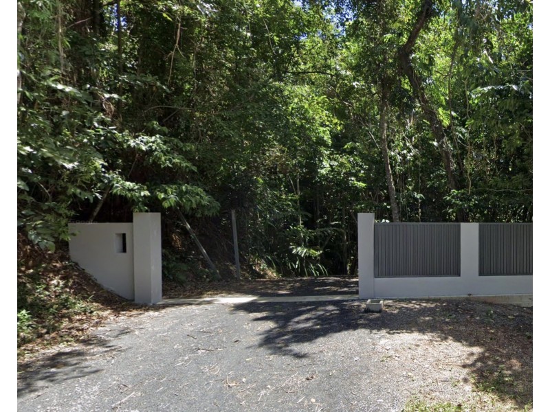5 Plumb Street, Bingil Bay QLD 4852