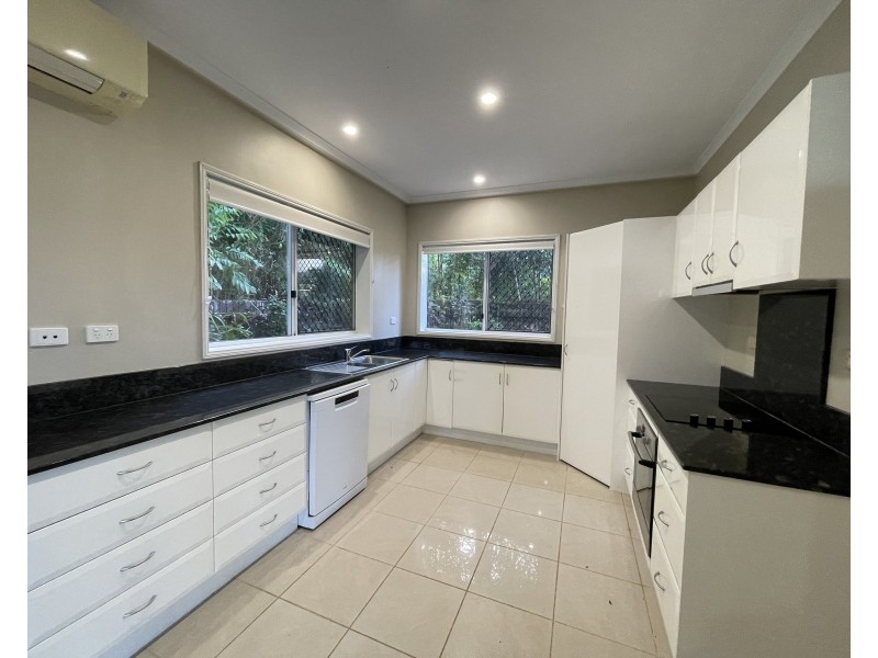 Unit 4/19 Mariner Dr, South Mission Beach QLD 4852
