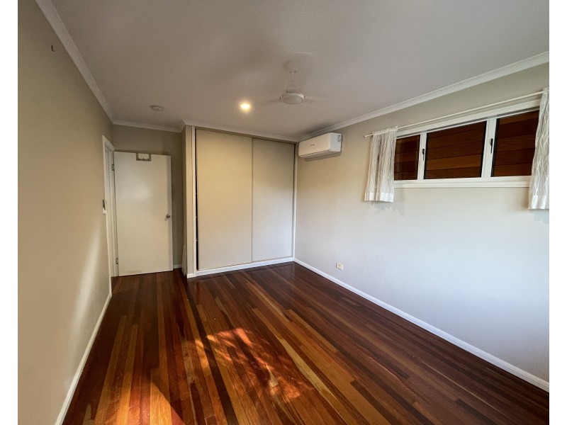 Unit 4/19 Mariner Dr, South Mission Beach QLD 4852