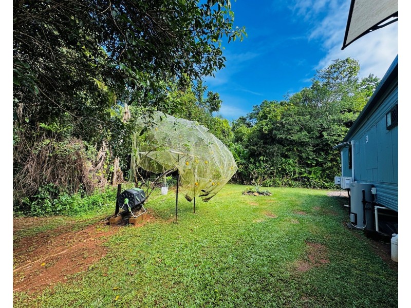 6 Hutchison Close, Mission Beach QLD 4852