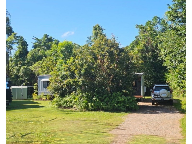 6 Hutchison Close, Mission Beach QLD 4852
