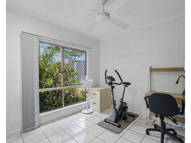 5 Jessie Lane, South Mission Beach QLD 4852
