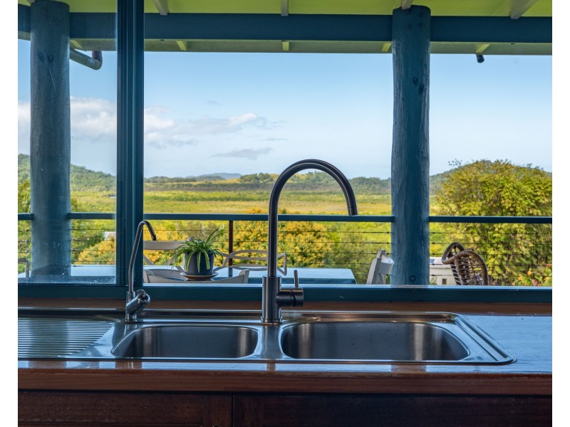 19 Hillview Court, Carmoo QLD 4852