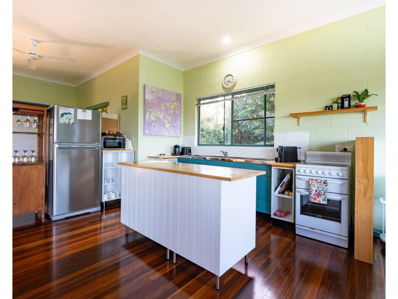 19 Hillview Court, Carmoo QLD 4852