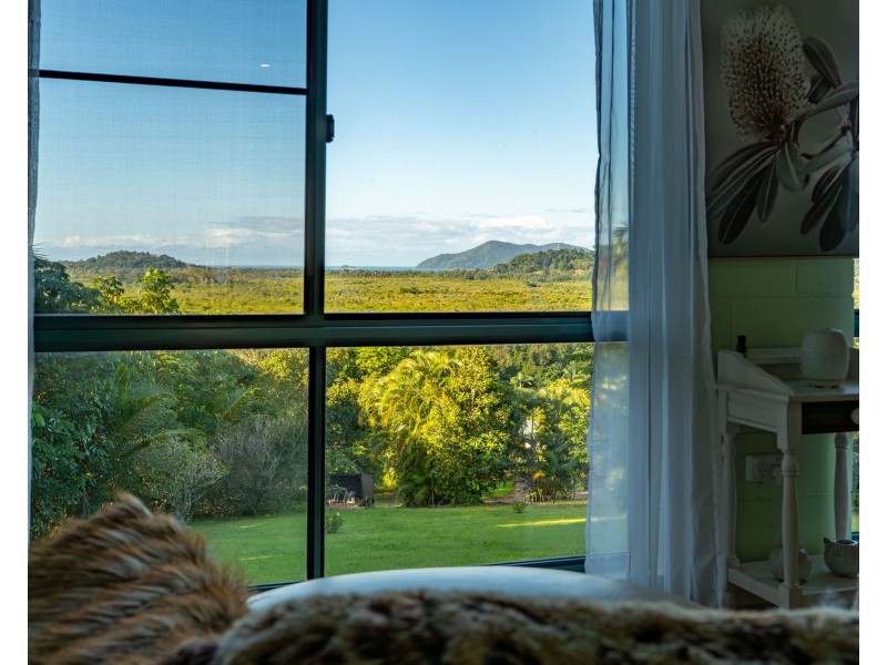 19 Hillview Court, Carmoo QLD 4852