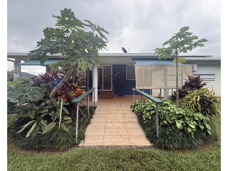 25 Kent Close, Mission Beach QLD 4852