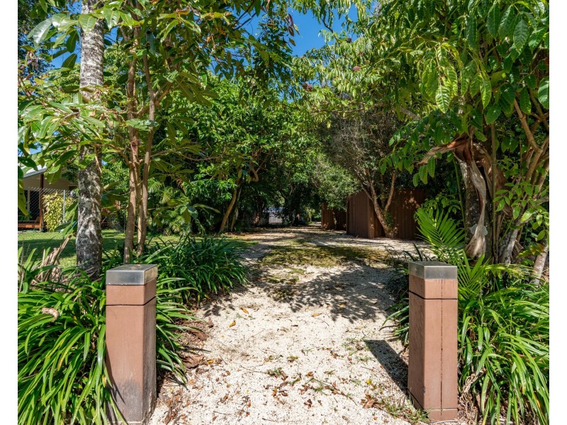 6A Casuarina Avenue, Mission Beach QLD 4852