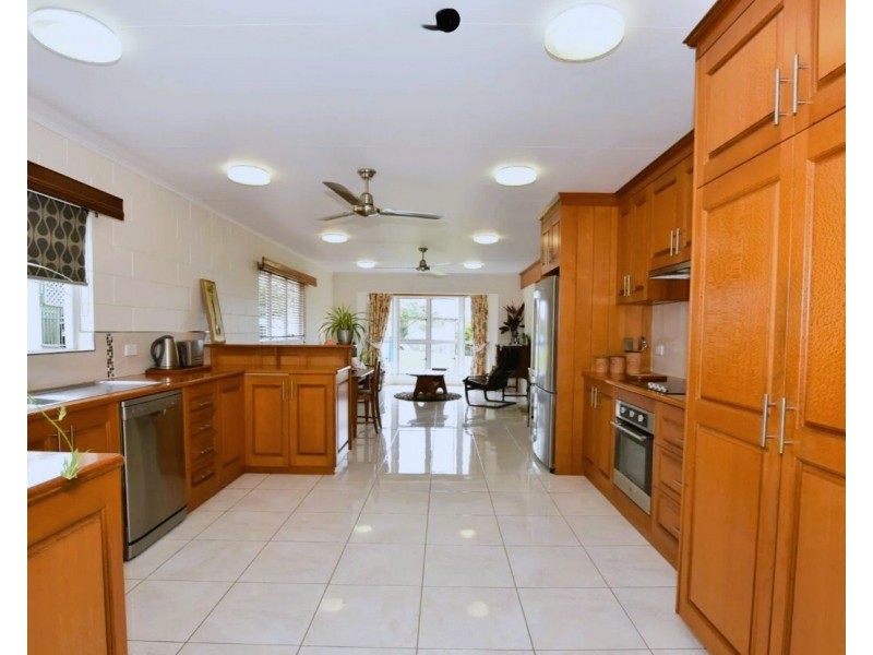 3 Kirk Street, Tully QLD 4854
