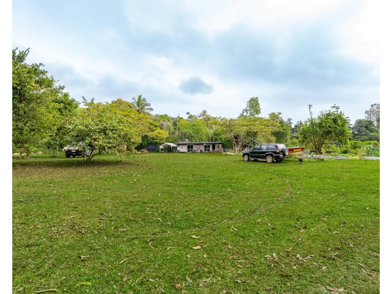 400 Appleyard Road, Bilyana QLD 4854
