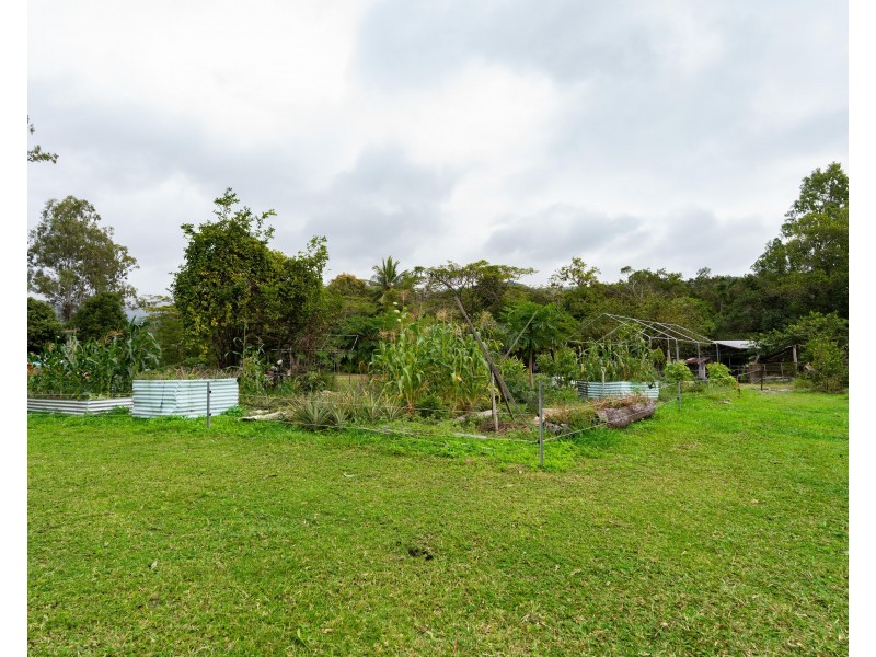 400 Appleyard Road, Bilyana QLD 4854