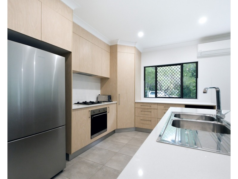 37 Sanctuary Crescent, Wongaling Beach QLD 4852