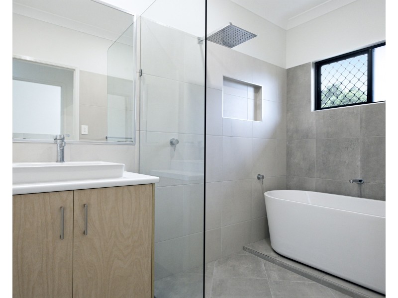 37 Sanctuary Crescent, Wongaling Beach QLD 4852