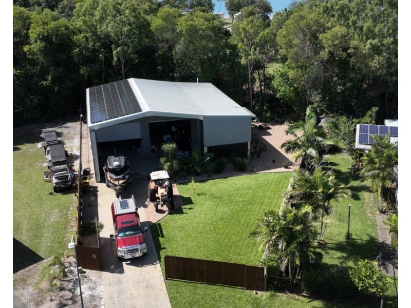 14 Clipper Court, South Mission Beach QLD 4852