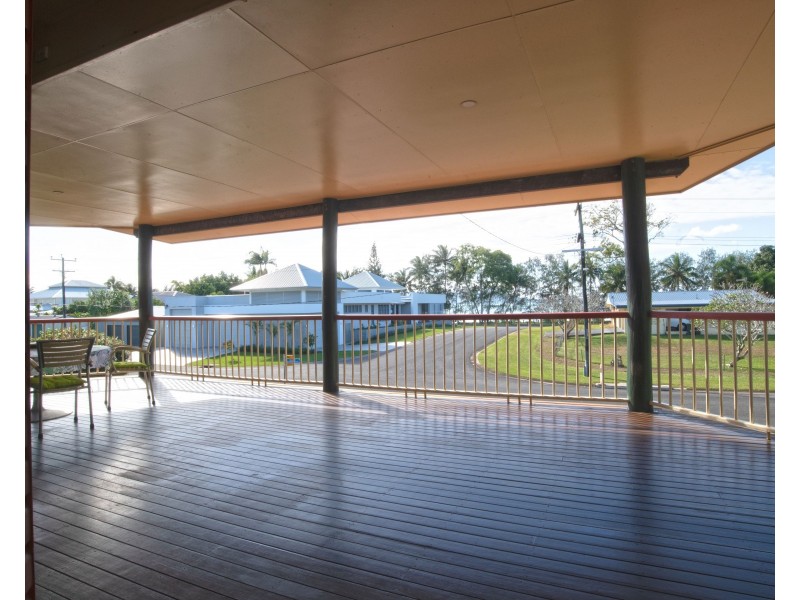 30 Wall Street, South Mission Beach QLD 4852