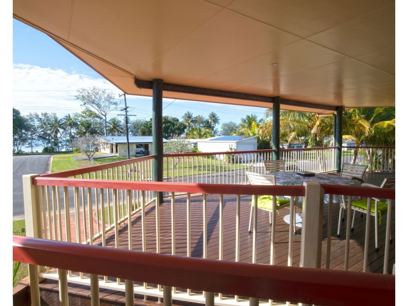 30 Wall Street, South Mission Beach QLD 4852