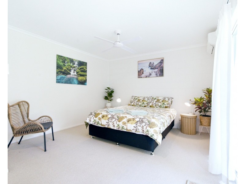 Unit 5/30 Bingil Bay Road, Bingil Bay QLD 4852