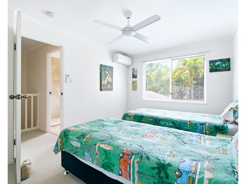 Unit 5/30 Bingil Bay Road, Bingil Bay QLD 4852