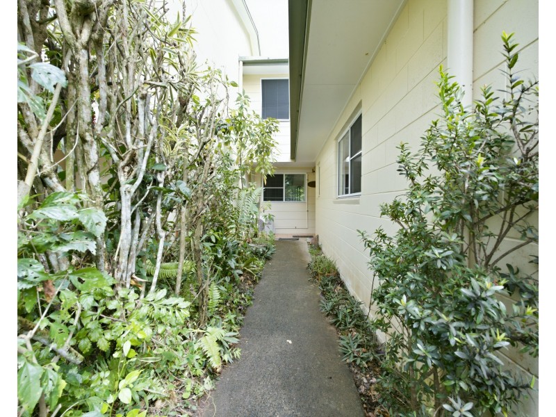 Unit 5/30 Bingil Bay Road, Bingil Bay QLD 4852