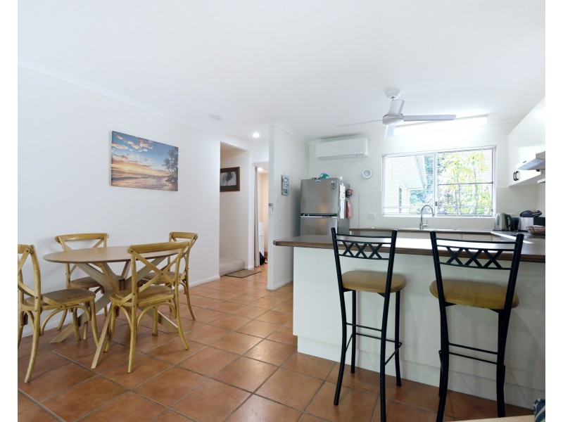 Unit 5/30 Bingil Bay Road, Bingil Bay QLD 4852