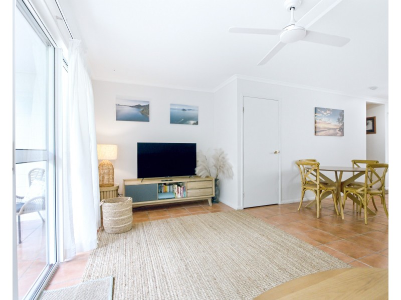 Unit 5/30 Bingil Bay Road, Bingil Bay QLD 4852