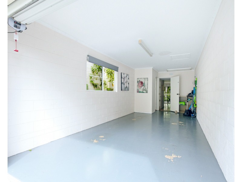 Unit 5/30 Bingil Bay Road, Bingil Bay QLD 4852