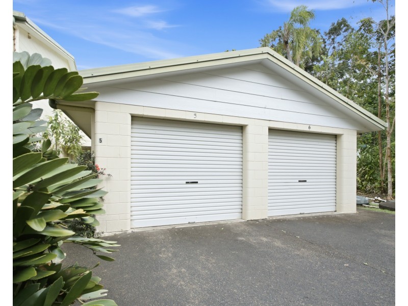 Unit 5/30 Bingil Bay Road, Bingil Bay QLD 4852