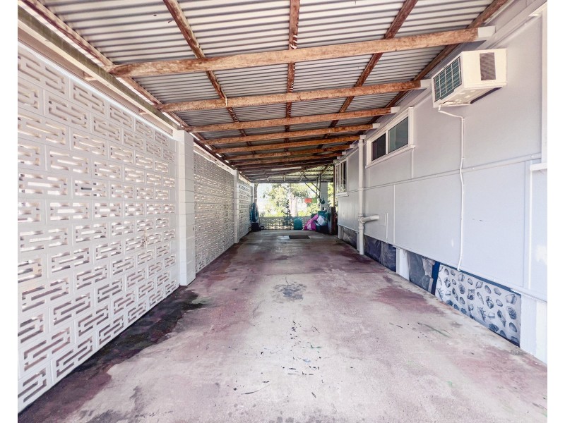 9 Mcquillen Street, Tully QLD 4854