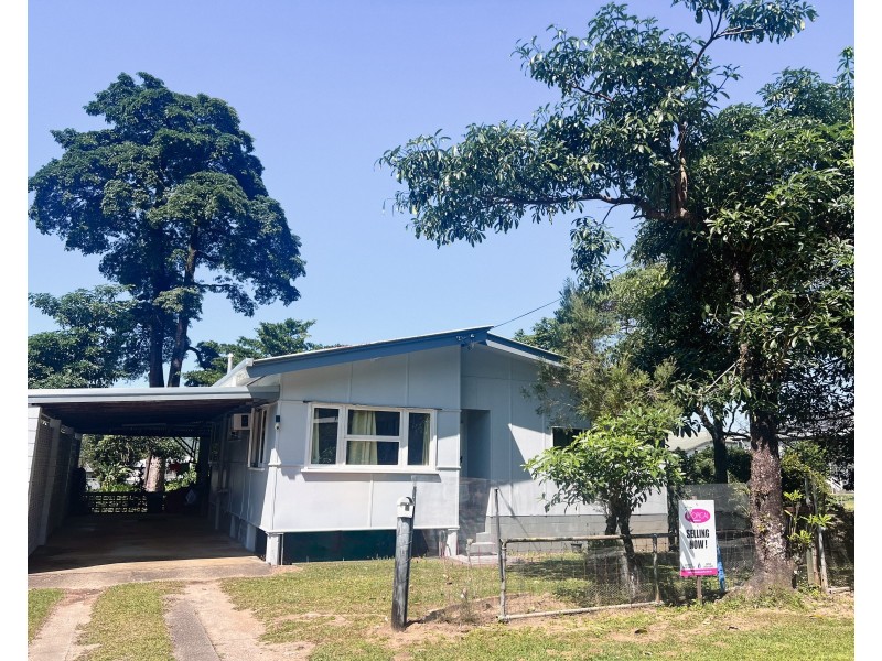 9 Mcquillen Street, Tully QLD 4854