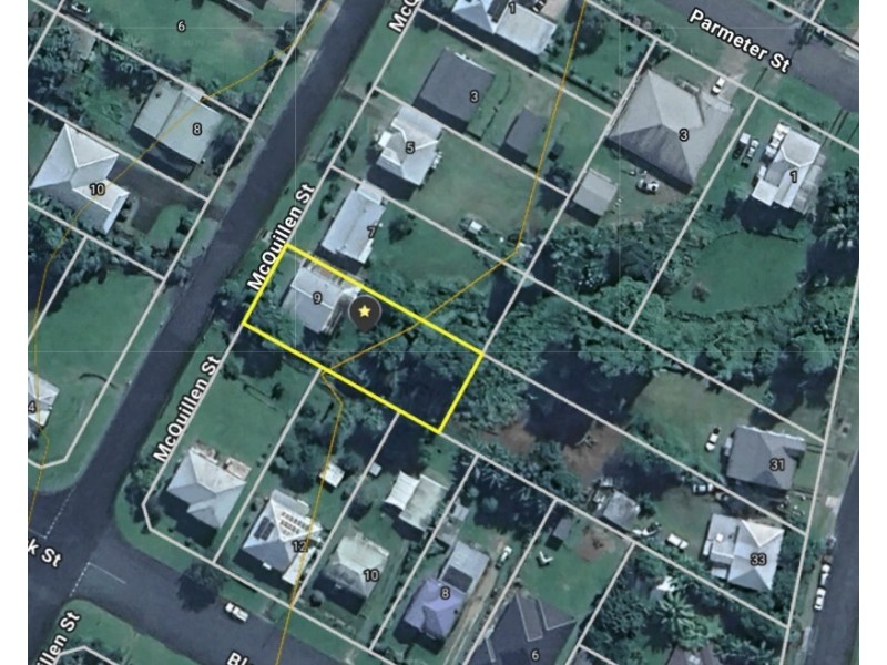 9 Mcquillen Street, Tully QLD 4854